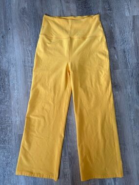 Beyond Yoga Space Dye Crop Pants Yellow Size XL GUC